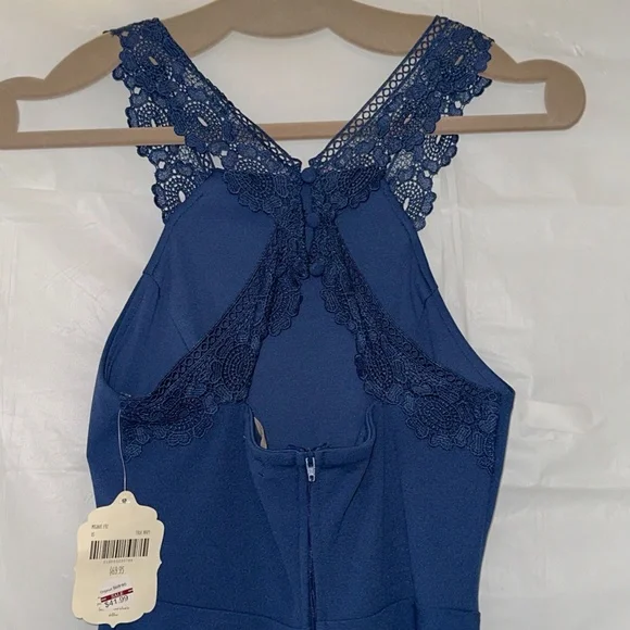 NWT- Alter'd State XS Mohave Halter Dress in True Navy - Picture 7 of 7